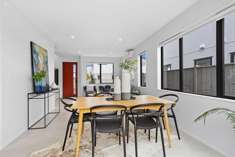 Photo of property in 4 Nuku Place, Manurewa, Auckland, 2102