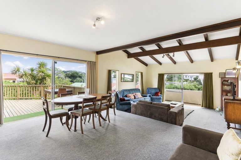 Photo of property in 97 The Parade, Island Bay, Wellington, 6023