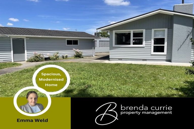 Photo of property in 21 Abraham Crescent, Milson, Palmerston North, 4414