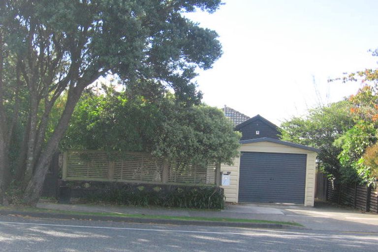 Photo of property in 2/275 Waterloo Road, Waterloo, Lower Hutt, 5011