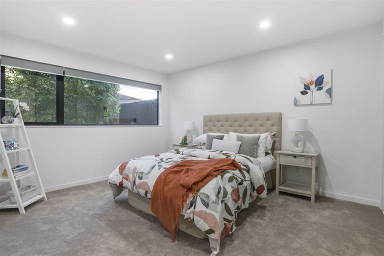 Photo of property in 102b Mellons Bay Road, Mellons Bay, Auckland, 2014
