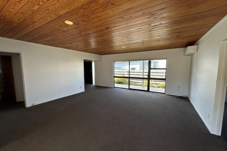 Photo of property in 30 Percy Road, Papamoa Beach, Papamoa, 3118