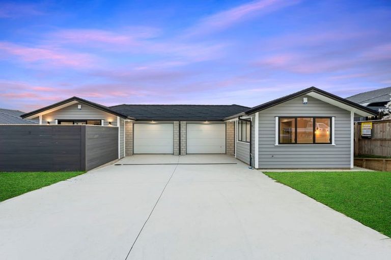 Photo of property in 157 Hitchen Road, Pokeno, 2402
