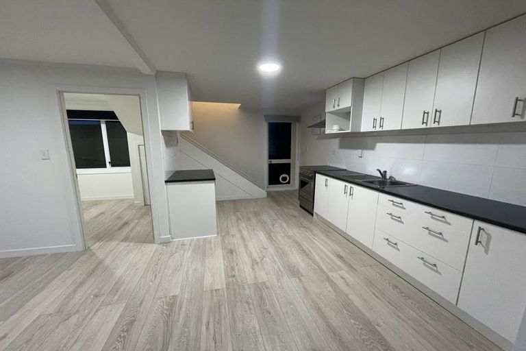 Photo of property in 19a Langton Road, Stanmore Bay, Whangaparaoa, 0932
