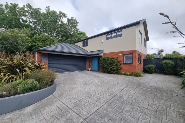 Photo of property in 102 Roberta Drive, Somerfield, Christchurch, 8024