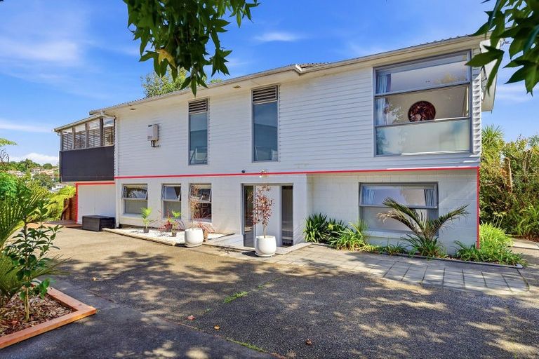 Photo of property in 1/149 Eskdale Road, Birkdale, Auckland, 0626