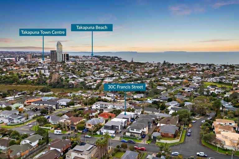 Photo of property in 30c Francis Street, Hauraki, Auckland, 0622
