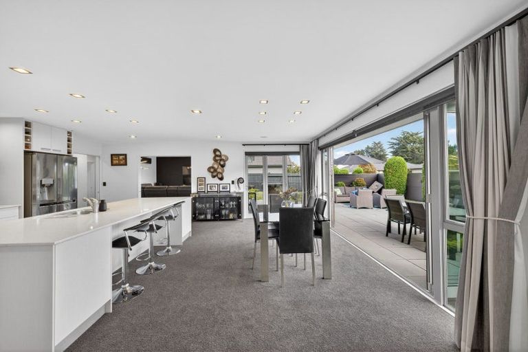 Photo of property in 5 Reka Street, Parklands, Christchurch, 8083