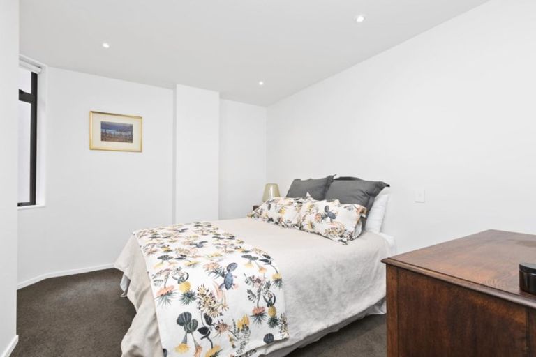 Photo of property in 7/48 Marine Parade, Mount Maunganui, 3116