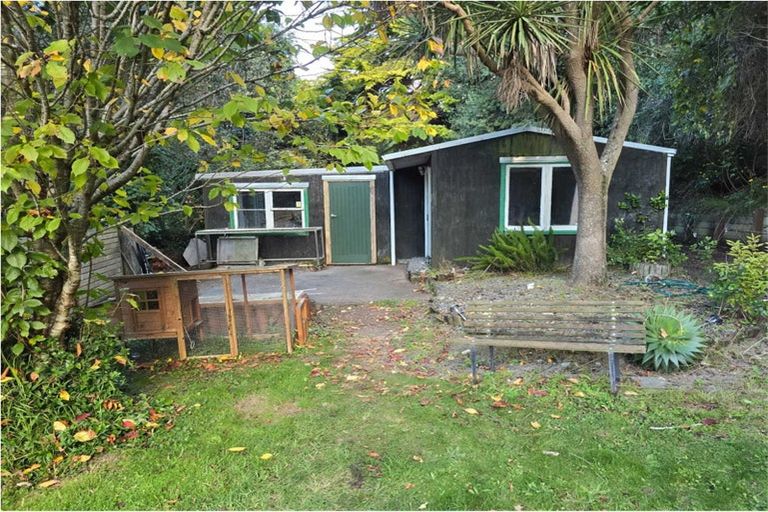 Photo of property in 73 Valley Road, Paraparaumu, 5032