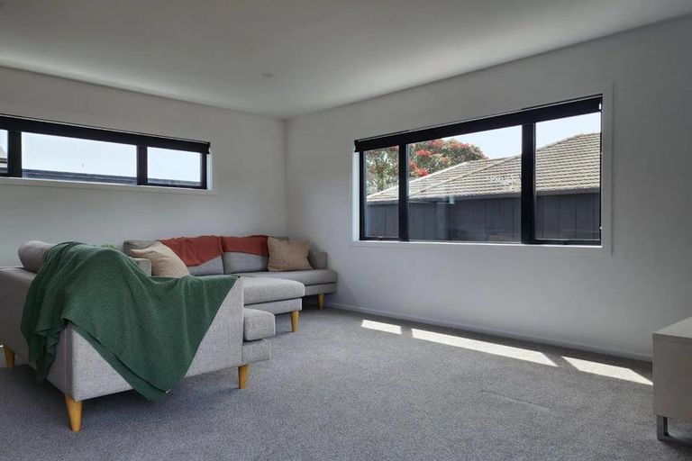 Photo of property in 140 Ngamotu Road, Spotswood, New Plymouth, 4310