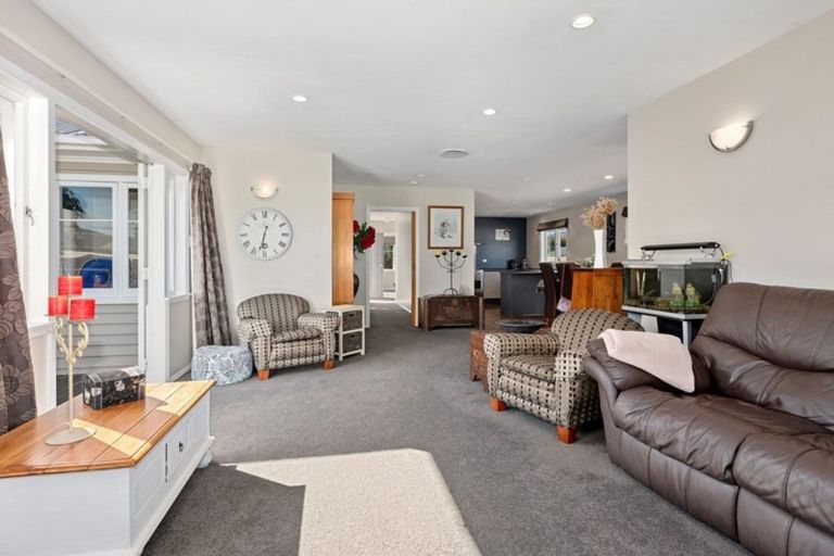 Photo of property in 30 John Street, Trentham, Upper Hutt, 5018