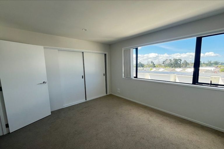 Photo of property in 53 Tima Lane, Mangere Bridge, Auckland, 2022