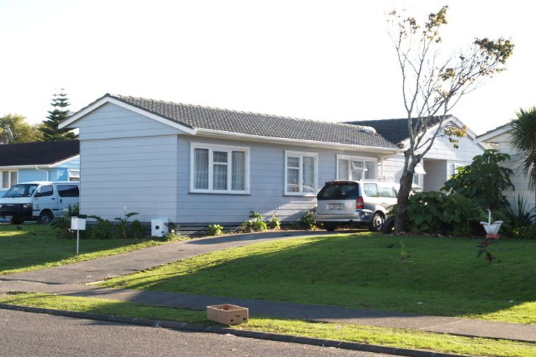 Photo of property in 74 Mayflower Close, Mangere East, Auckland, 2024