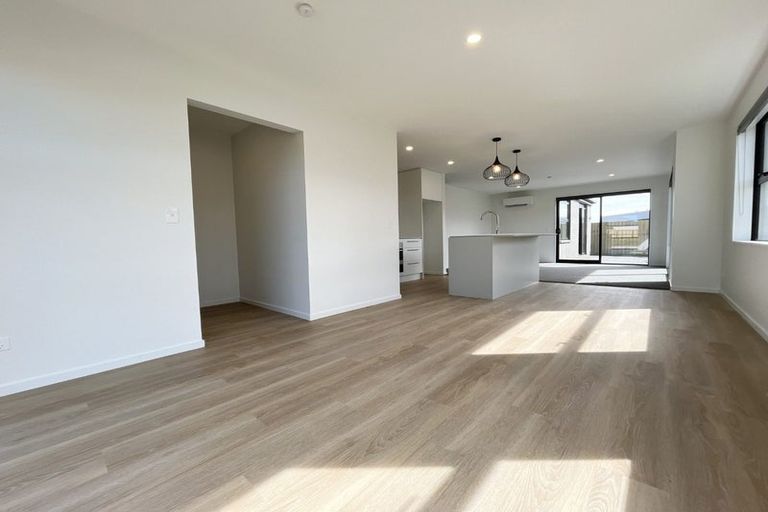 Photo of property in 29 Rita Angus Road, Belfast, 8051