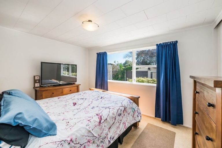 Photo of property in 41 Arawhata Road, Paraparaumu, 5032