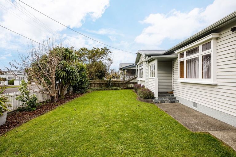 Photo of property in 20 Hume Street, Alicetown, Lower Hutt, 5010