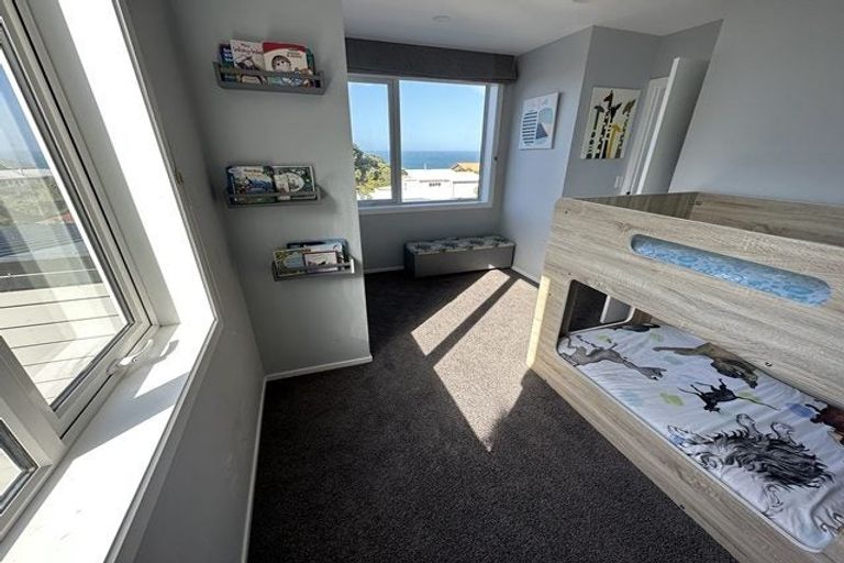 Photo of property in 154 Severn Street, Island Bay, Wellington, 6023