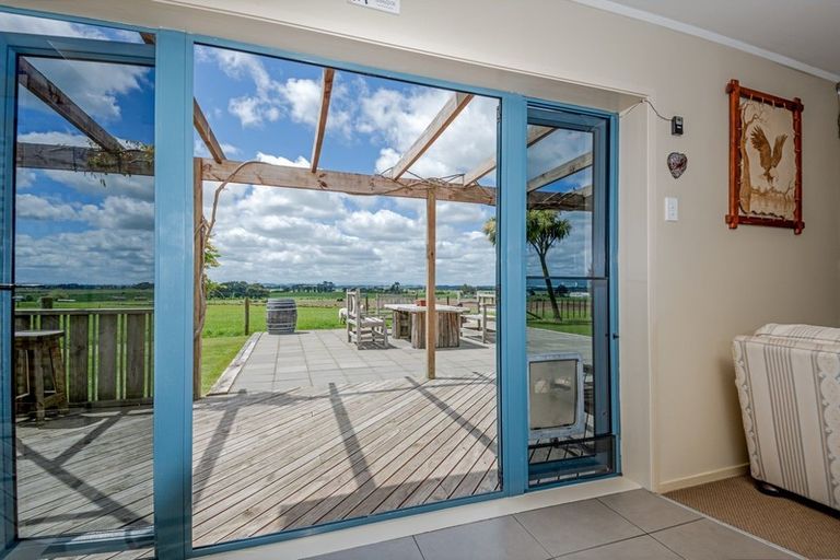Photo of property in 47 Viles Road, Bulls, 4894
