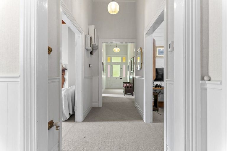 Photo of property in 40 Princess Street, Waitara, 4320