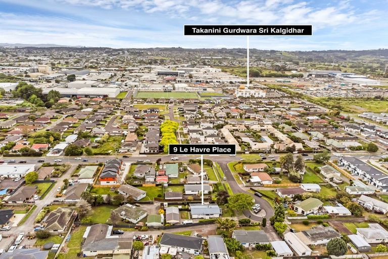 Photo of property in 9 Le Havre Place, Takanini, 2112