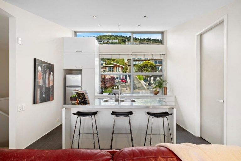 Photo of property in The Beeches Apartments, 9/60 Hallenstein Street, Queenstown, 9300