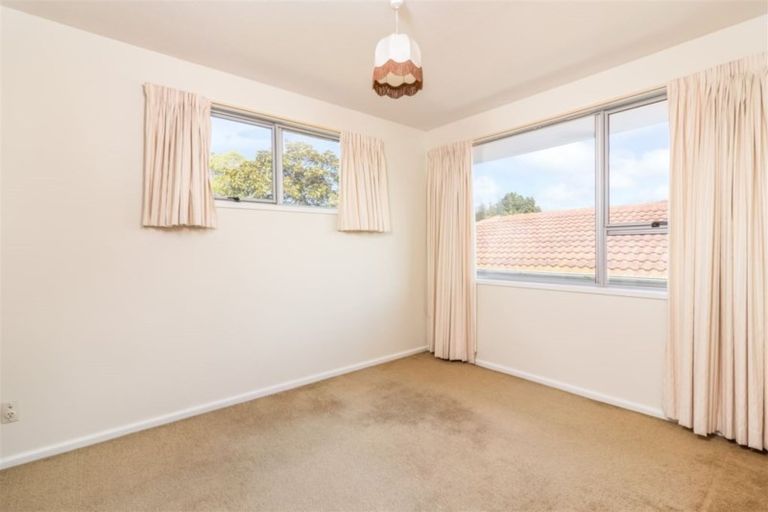 Photo of property in 15 Strathean Avenue, Avonhead, Christchurch, 8042
