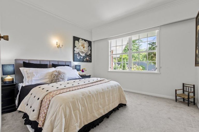 Photo of property in 33 Montgomery Terrace, Hokowhitu, Palmerston North, 4410