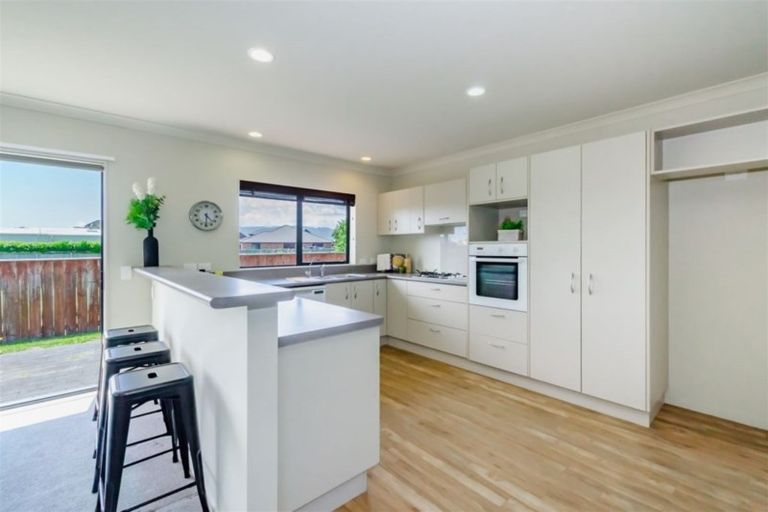 Photo of property in 19 Manhattan Court, Paraparaumu Beach, Paraparaumu, 5032