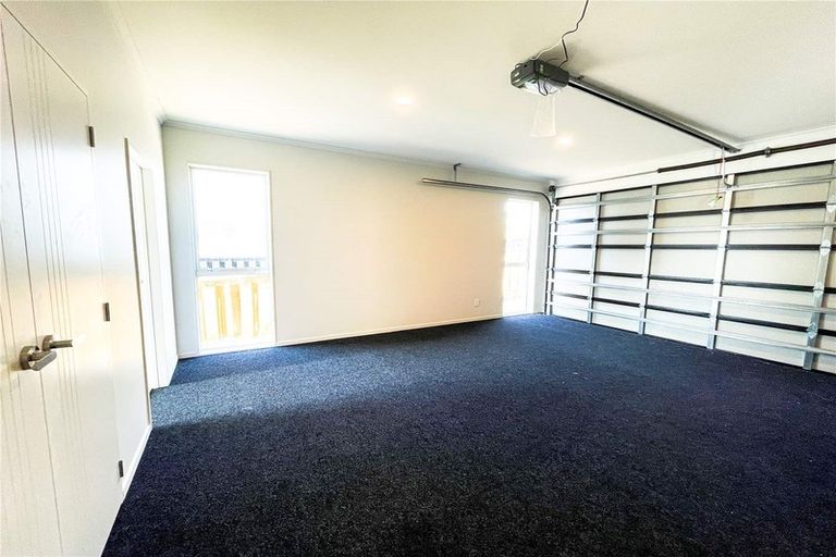 Photo of property in 6 Sai Ridge Close, Pukekohe, 2120