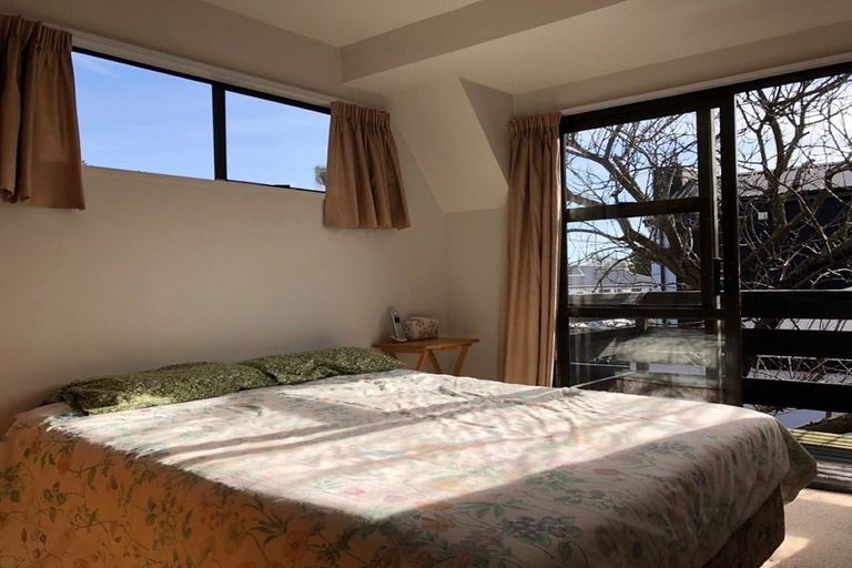 Photo of property in 1/88 Abberley Crescent, St Albans, Christchurch, 8014