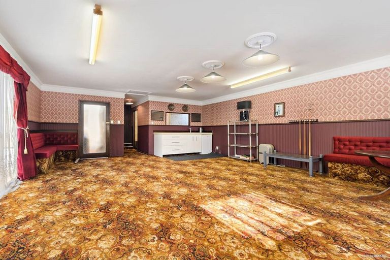 Photo of property in 26 Humphrey Kemp Avenue, Henderson, Auckland, 0612