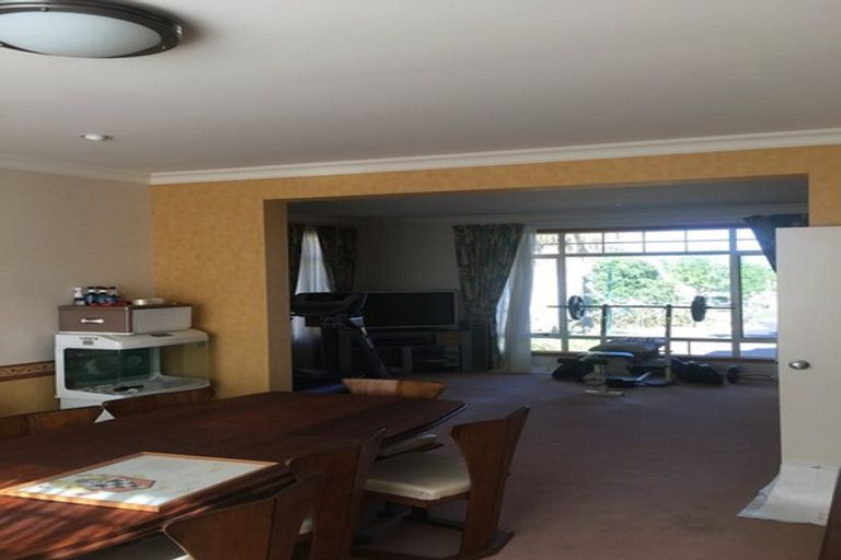 Photo of property in 22 Gilford Place, East Tamaki Heights, Auckland, 2016