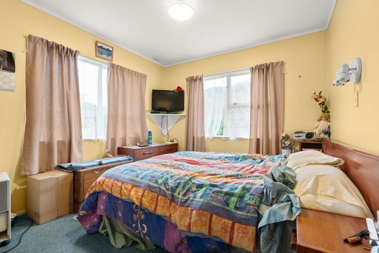 Photo of property in 5421 Masterton Castlepoint Road, Tinui, Masterton, 5889