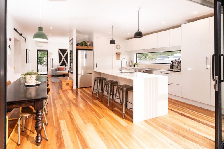 Photo of property in 13 Elphinstone Avenue, Strathmore Park, Wellington, 6022