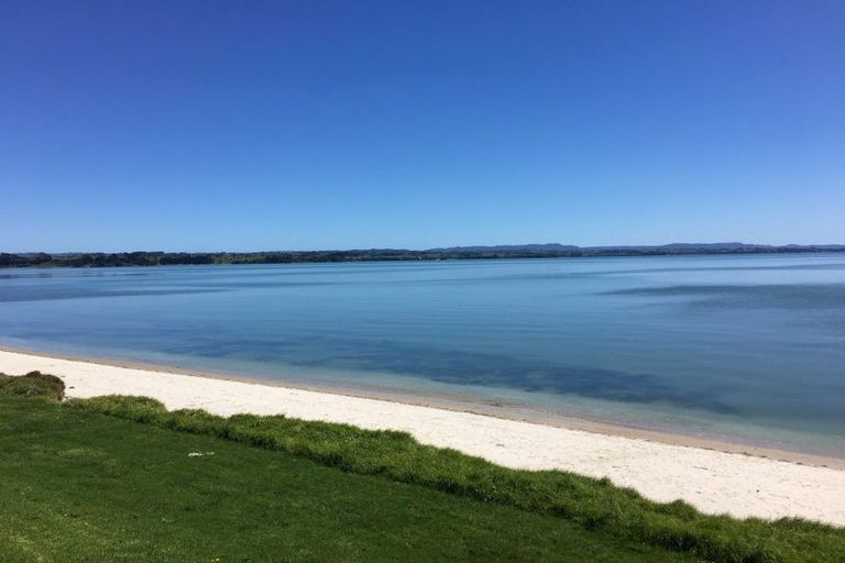 Photo of property in 89a Torkar Road, Clarks Beach, 2122