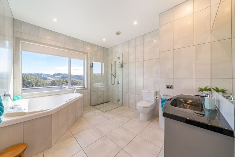 Photo of property in 75b Paremata Haywards Road, Pauatahanui, Porirua, 5381