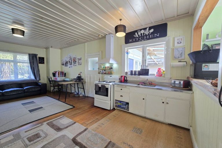 Photo of property in 31 Tramway Street, Ross, 7812