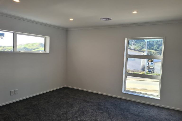 Photo of property in 19 Stockport Grove, Churton Park, Wellington, 6037