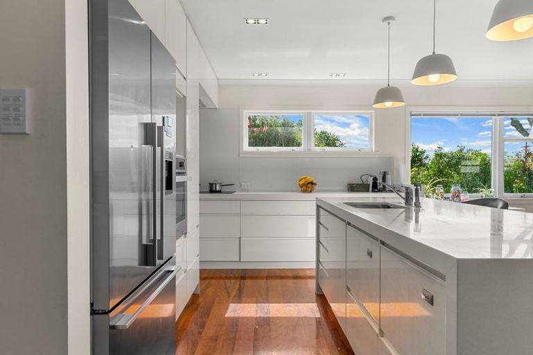 Photo of property in 3 Argyle Street, Waipu, 0510