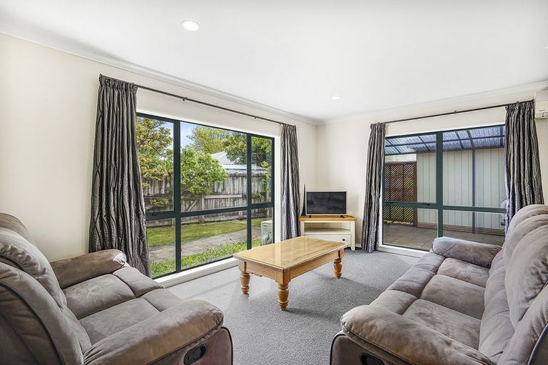Photo of property in 8 Tuirangi Street, Flagstaff, Hamilton, 3210