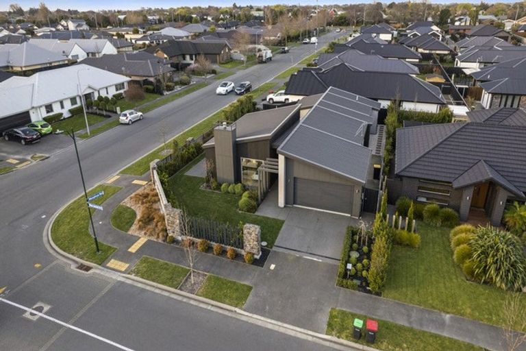 Photo of property in 1 Blue Jacket Drive, Halswell, Christchurch, 8025