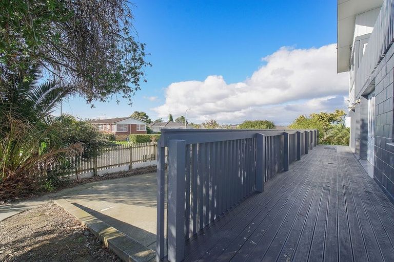 Photo of property in 15 Larne Avenue, Pakuranga Heights, Auckland, 2010