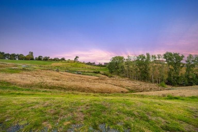 Photo of property in 312 Pukapuka Road, Pohuehue, Warkworth, 0983