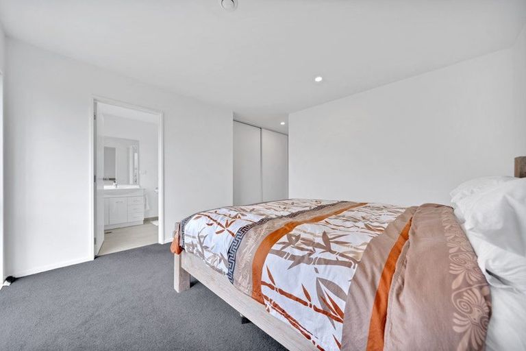 Photo of property in 4 Treestump Road, Takanini, 2112