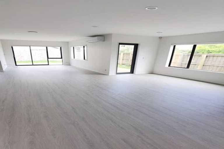 Photo of property in 3 Kotuku Crescent, Takanini, 2112