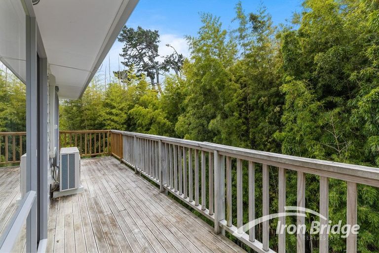 Photo of property in 2/49 Lysander Crescent, Beach Haven, Auckland, 0626