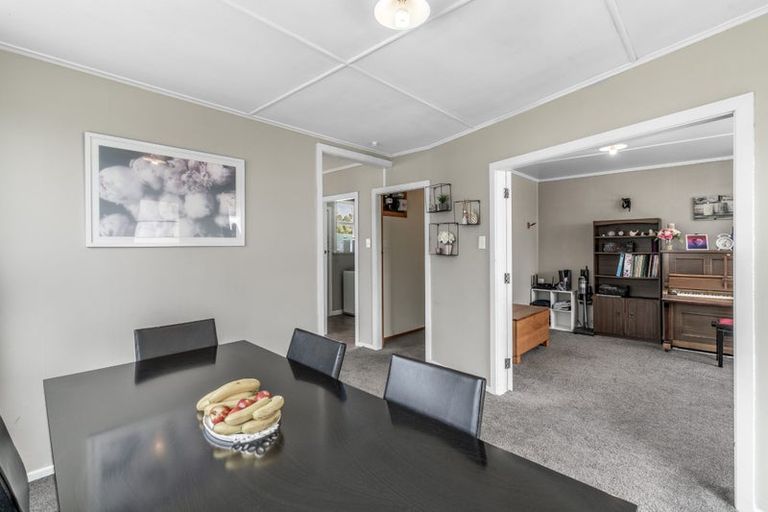 Photo of property in 52 Conway Crescent, Glengarry, Invercargill, 9810