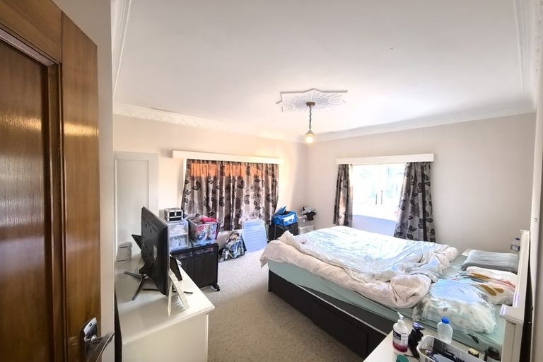 Photo of property in 213 Waterloo Road, Hutt Central, Lower Hutt, 5011