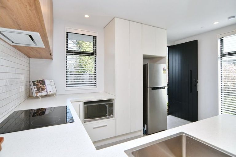 Photo of property in 3/8 New Brighton Road, Shirley, Christchurch, 8061